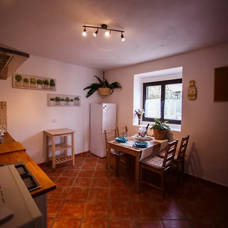 Semesterbostad Casa Dante *